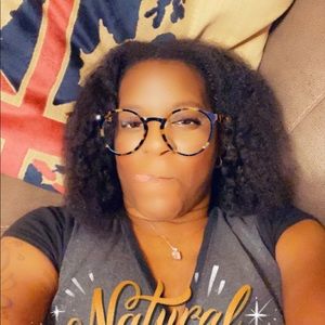 Meet your Posher, Michele-jade